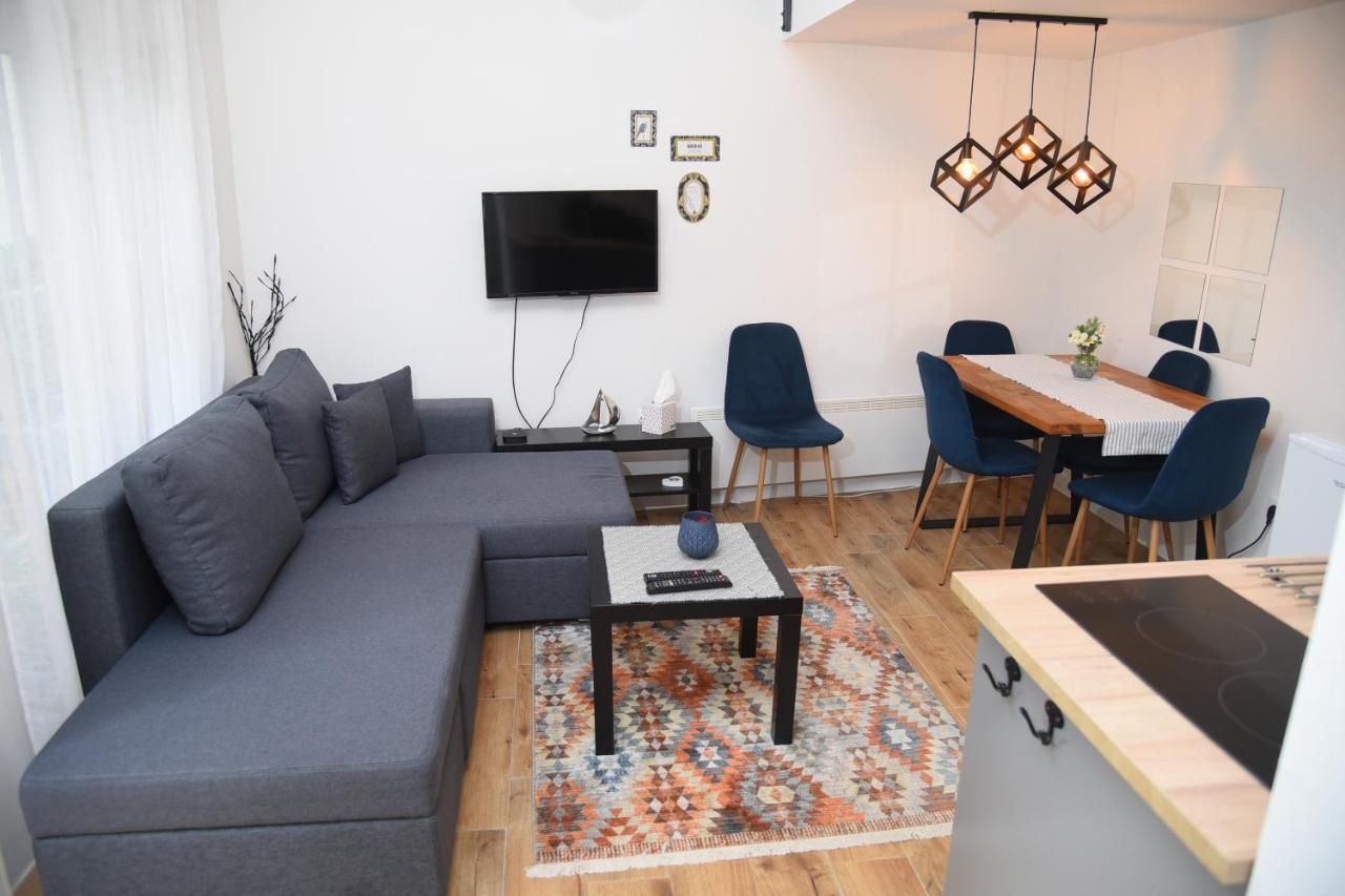 Agape Apartman Daire Semendire Dış mekan fotoğraf